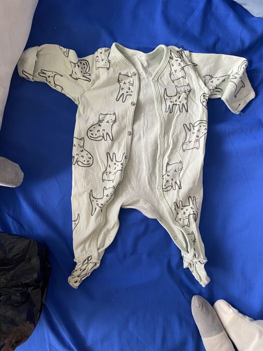 Продам детские вещи