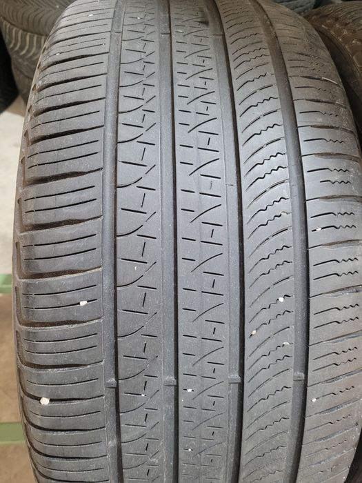 2 Anvelope de vară  275 40 r22 Pirelii