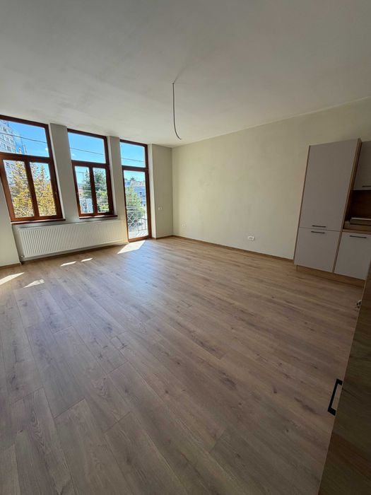 Apartament 3 camere in P-ta Mihai Viteazu, 82 mp , recent renovat complet !