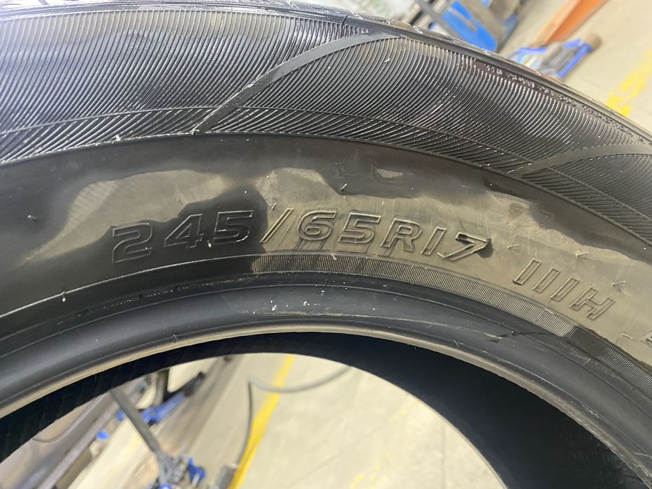 Продам новые шины 245/65/17