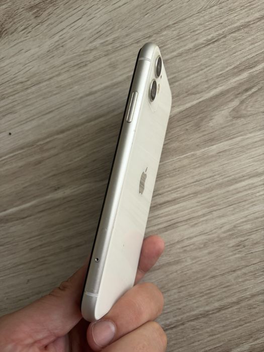 Продам Iphone 11 128 gb