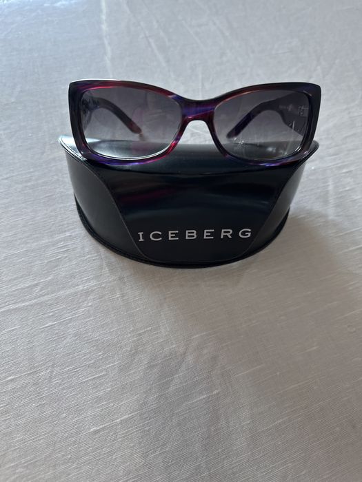 Очки солнцезащитные