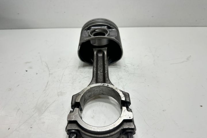 Piston cu biela 2.4 tdci 5c106200aa Ford Transit a 3-a generatie