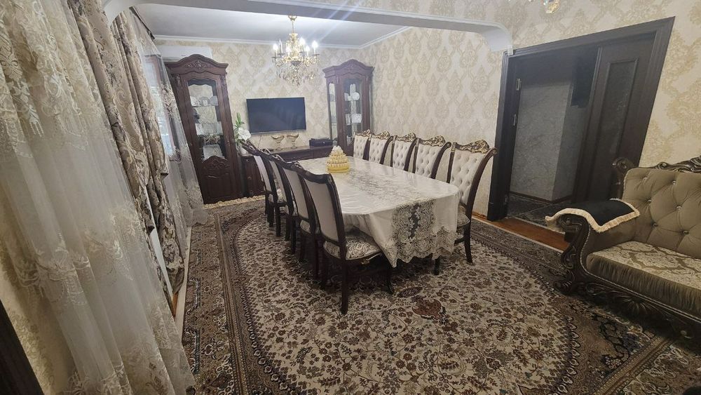 Продам свою квартиру в центре Чиланзара на Ц квартале (банковские дома