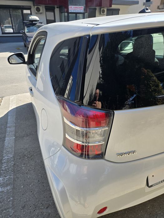 ToYota IQ,2011(euro 5),1.0 benzina