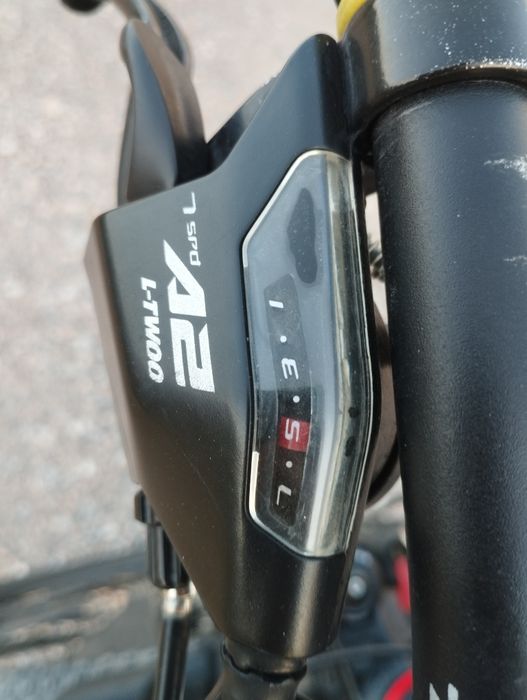 Velasiped sotiladi 026