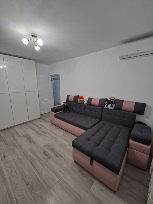 Vand apartament 2 cam. Banat