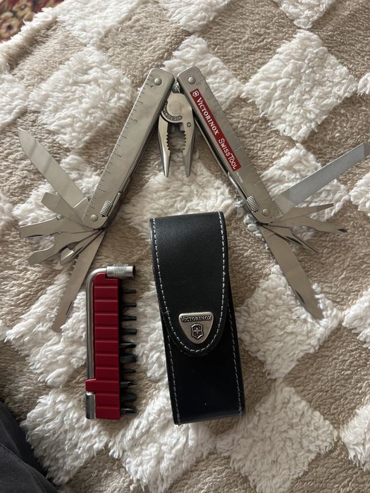 Victorinox Swiss