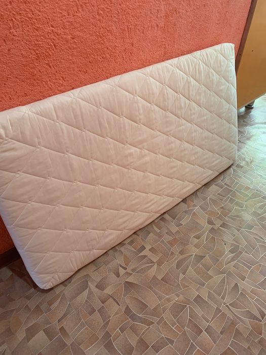 Продам детский матрас в отличном состоянии