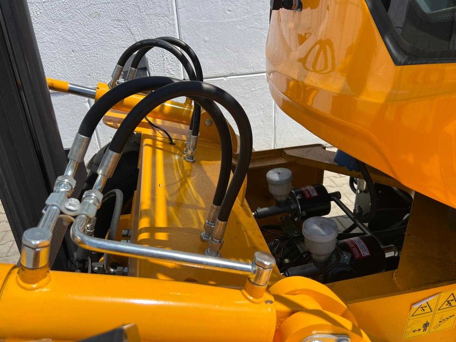 Stivuitor de teren Off Road – ridica 3,5 Tone , 50 Hp (Nou )