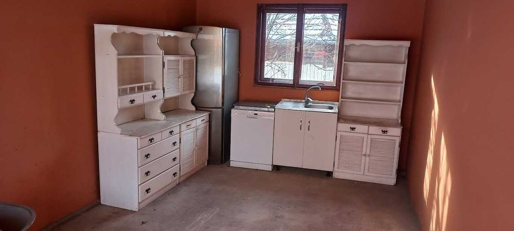 Mobilă și decorațiuni