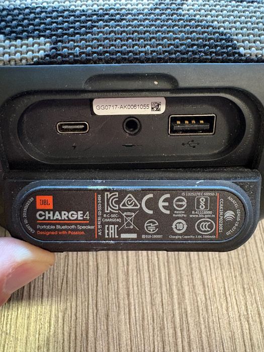 Като нова! JBL Charge 4