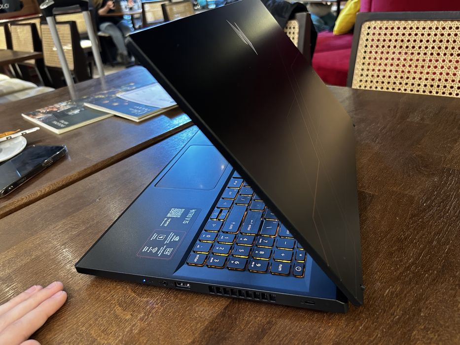 Laptop Acer V15 nou