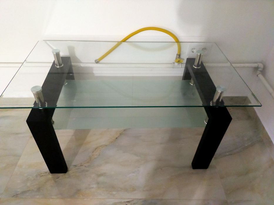 Vind măsuță de sufragerie