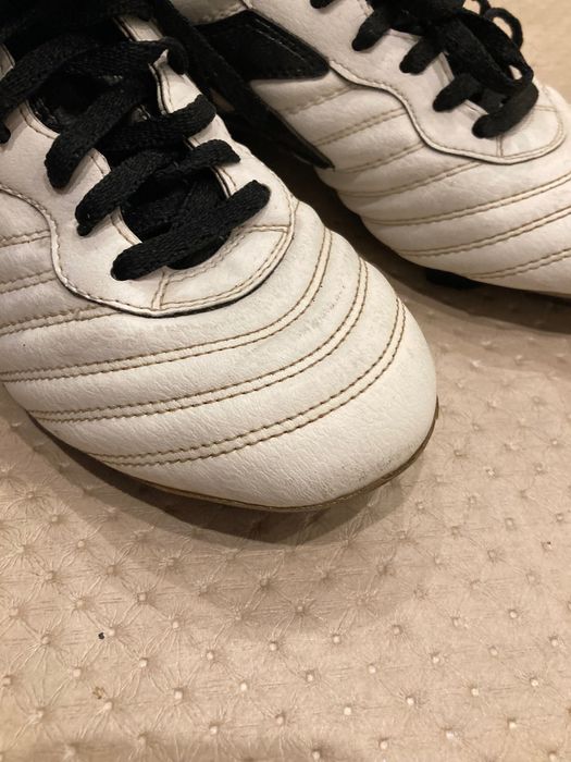 Детски бутонки DIADORA 36 номер.  Запазени !