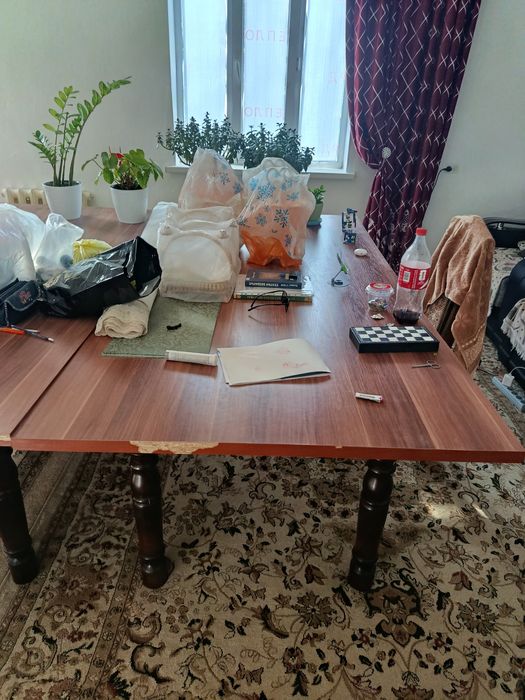 Стол, стульчиктер сатылады