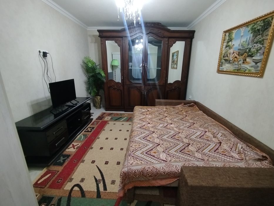 Ijaraga kvartira beriladi Mikrayon bozorcha 1 xona 2 etaj