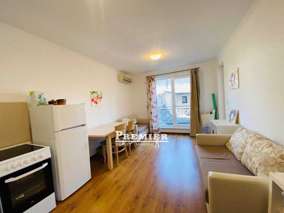 Продава се Двустаен апартамент в к.к. Слънчев бряг - 54 кв.м за 1408 €/кв.м - Снимка #3