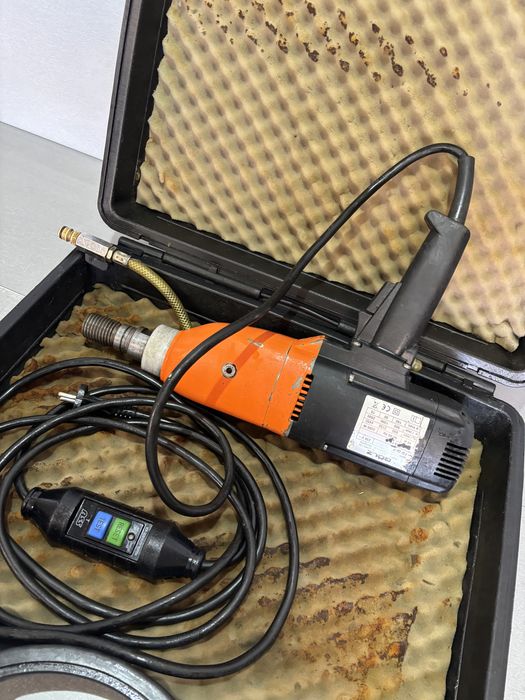 Masina de carotat Golz Hilti