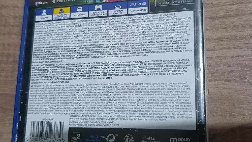 Диск FIFA 22 на PS4
