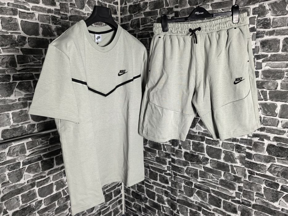 Nike Tech летен екип