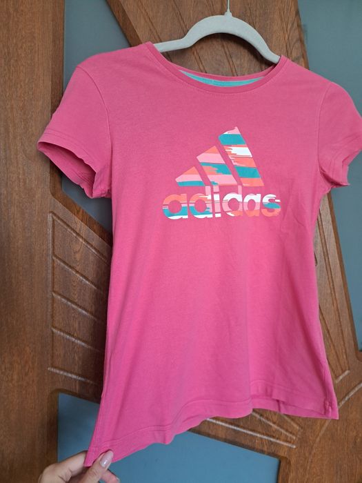 Намалени цени тениски Guess,Nike,Junona,Adidas