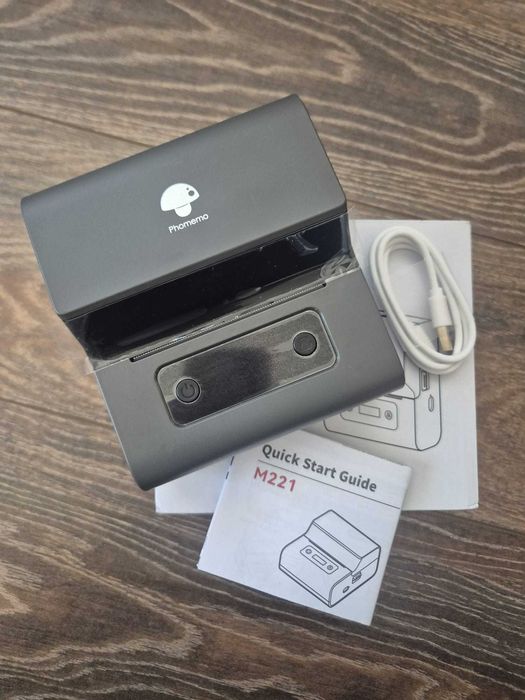 Imprimanta etichete Bluetooth/USB Black  + rola 40x30 (120 etichete)