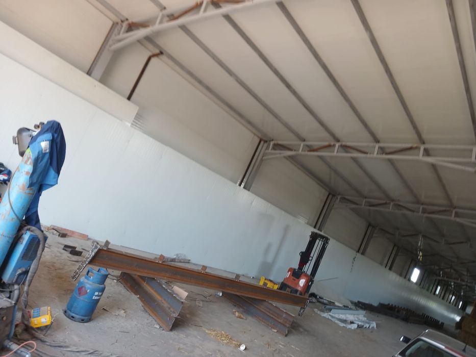contecții metalice Porți Gardurı Balustrade hale Ivetalice