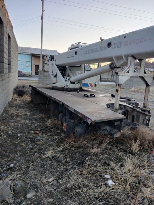 ZOOMLION kran ustanovka sotiladi Xolati ideal