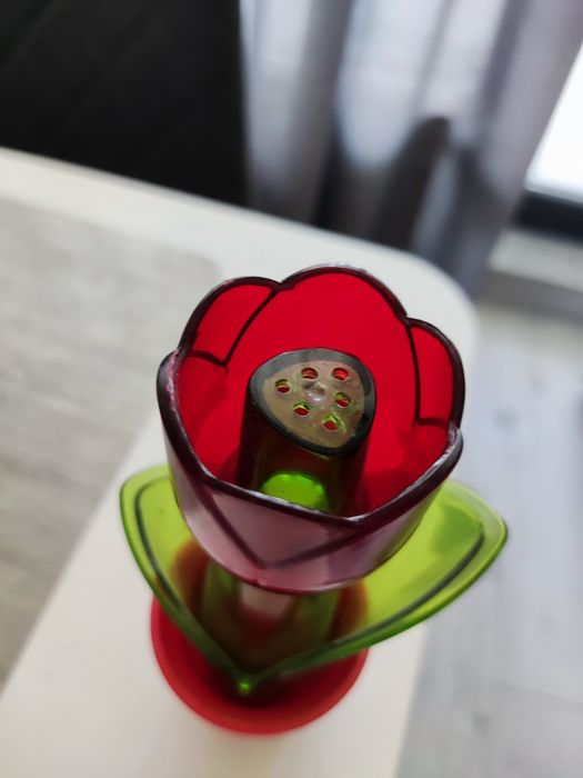 Солница във формата на цвете