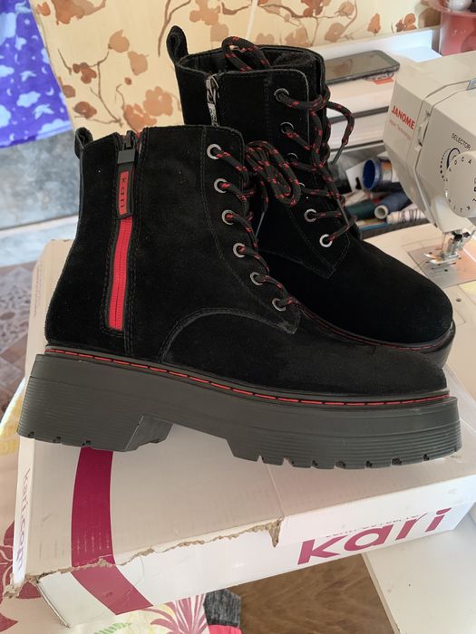 Продам зимние ботинки