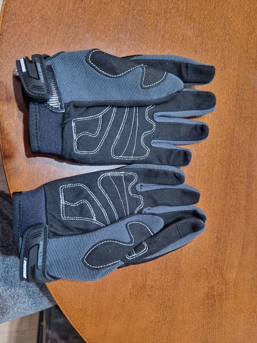 Ръкавици за мотор