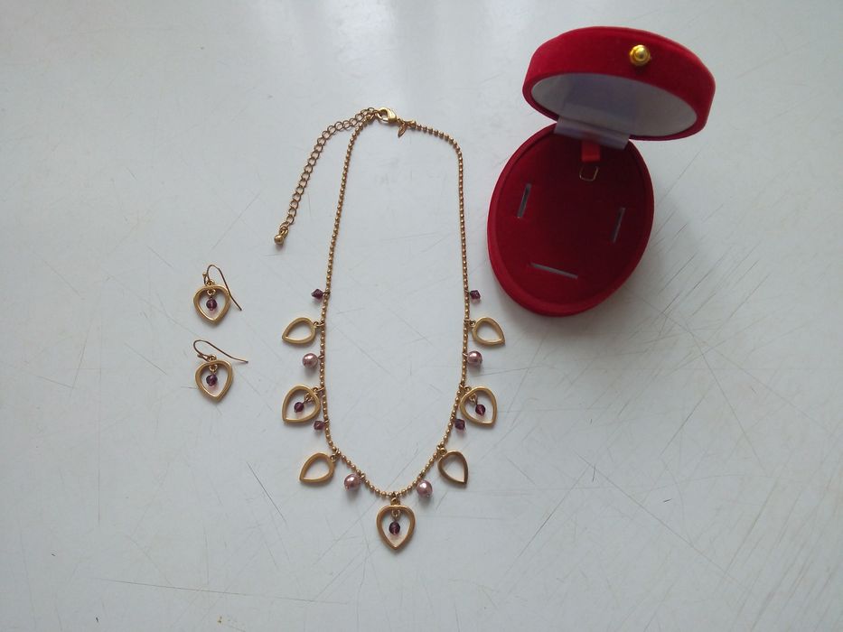 Комплект колие и обеци