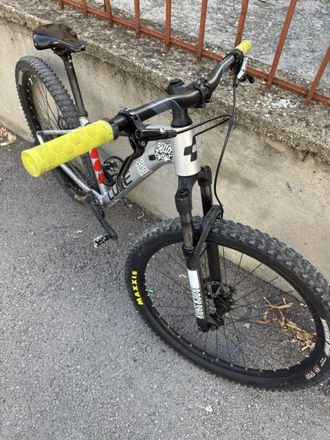 Продавам Cube Attention SLX 27.5 цола, S-размер