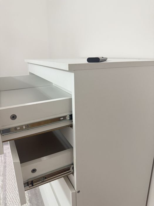 Комод белый россиский