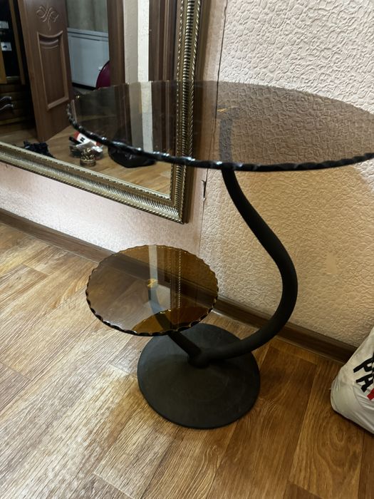 Стол продам за 5000