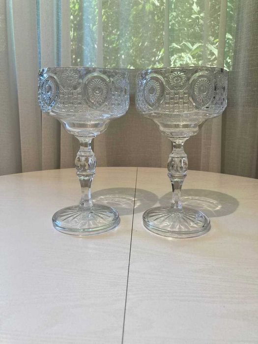 Вазочки новые 2 шт 40 тыс