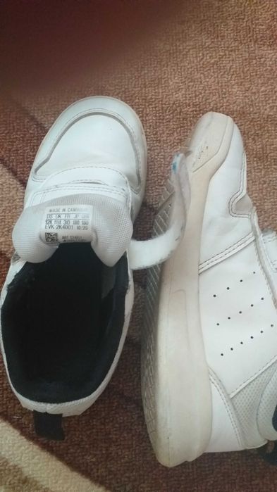 Адидас детски маратонки