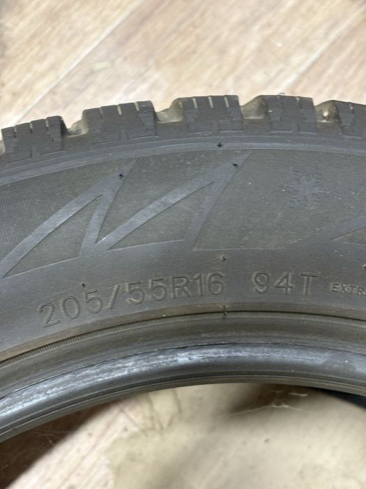Шины R16 205/55 зимние с шипами