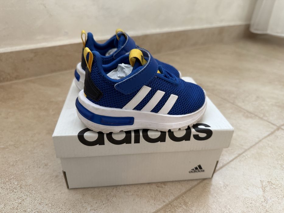 Детски маратонки Adidas - размер 20