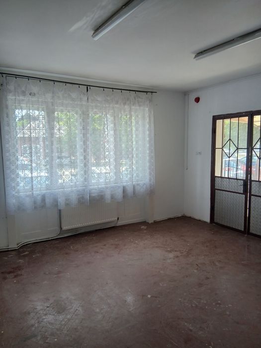 Dau Casa in Chirie