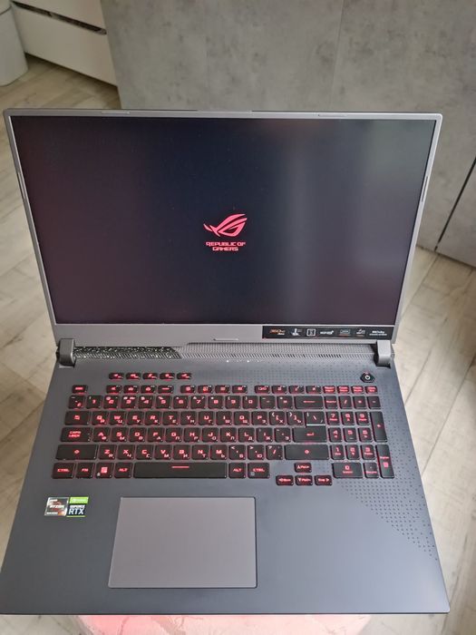 Продам Ноутбук Asus ROG Strix G17