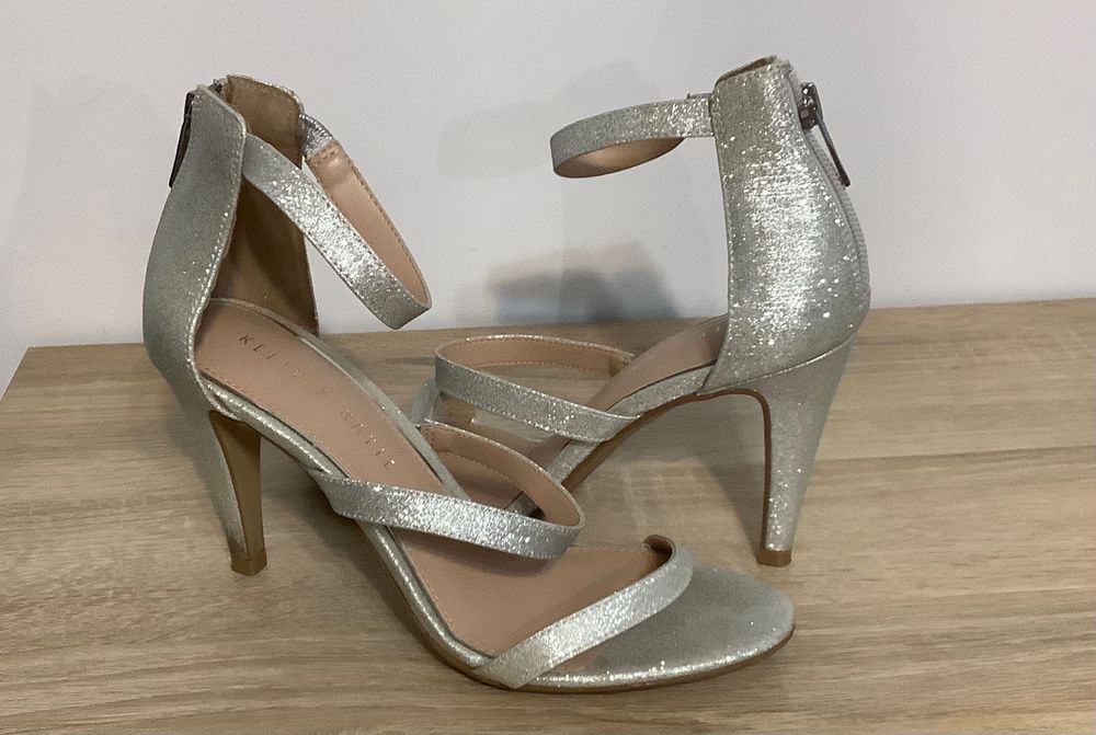 Sandale dama cu toc, Kelly & Katie, stare foarte buna, EU37.5
