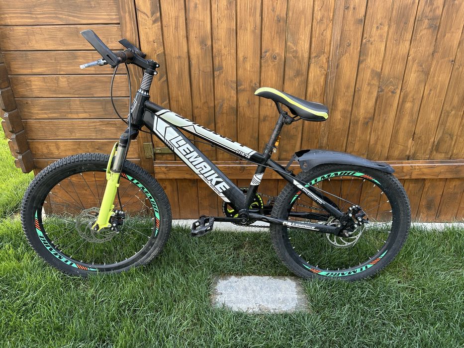 Bicicleta copii 8-12 ani