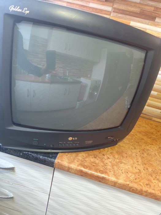 Телевизор vestal и LG