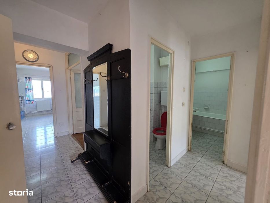 Apartament 3 camere decomandat Deva Bulevardul Decebal–Galeria de Arta