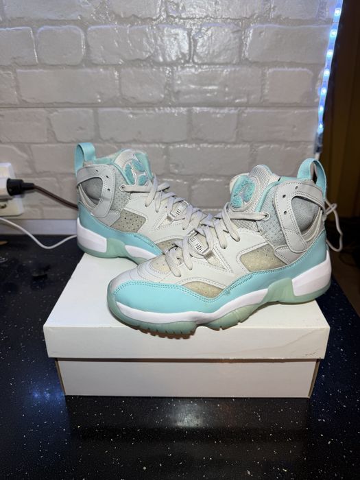 adidași Jordan Jumpman Two Trey