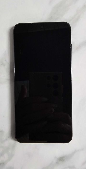 Samsung S23 256gb черен