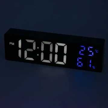 Цифров LED будилник с дисплей за температура и влажност