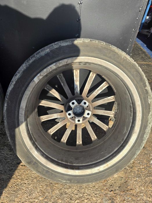 Джанти с 2 вида гуми Мерцедес 20 цола 5x112